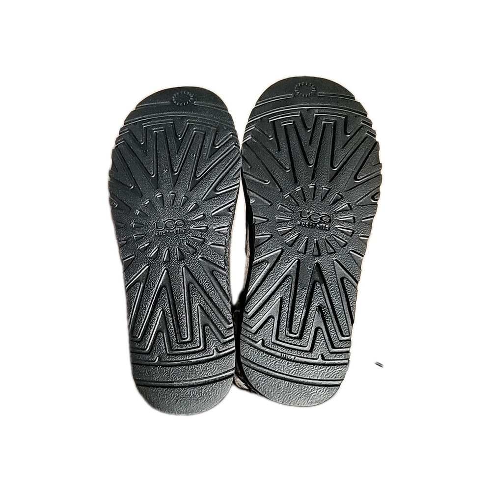 UGG Classic Short Reptile Calf Hair 1006690-W-BLK Boot SZ‎ Size US-6 - Picture 2 of 5